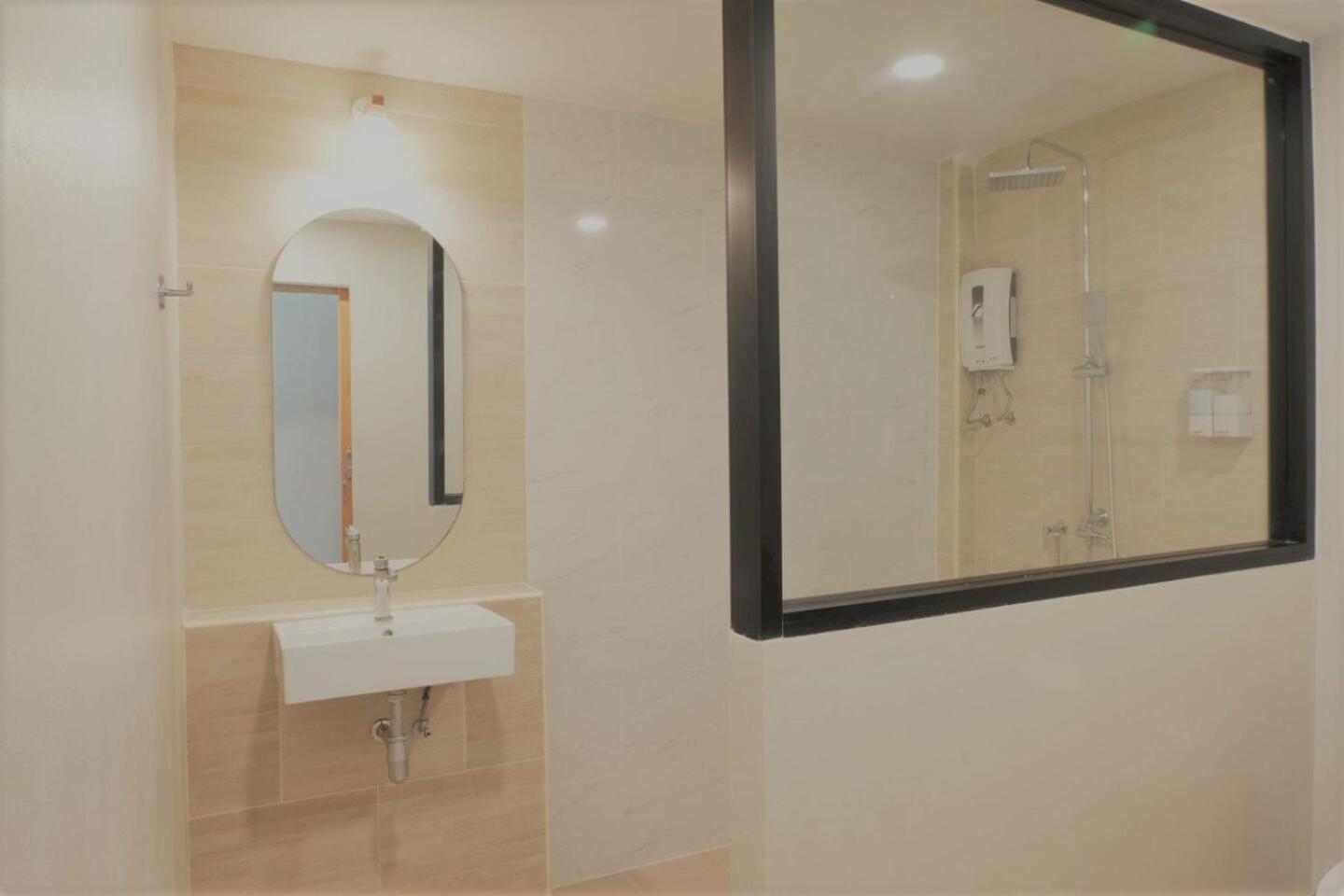 The Belong Boutique Hotel Phuket Eksteriør bilde